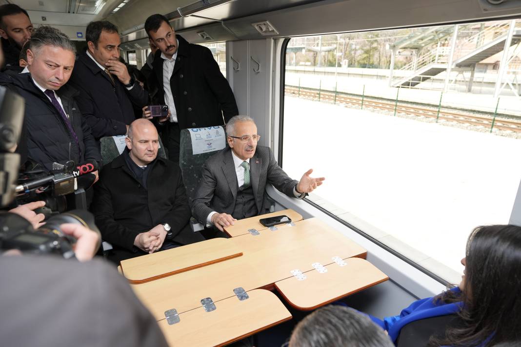 Ankara-Elmadağ banliyö tren seferleri bayram sonuna kadar ücretsiz olacak 12